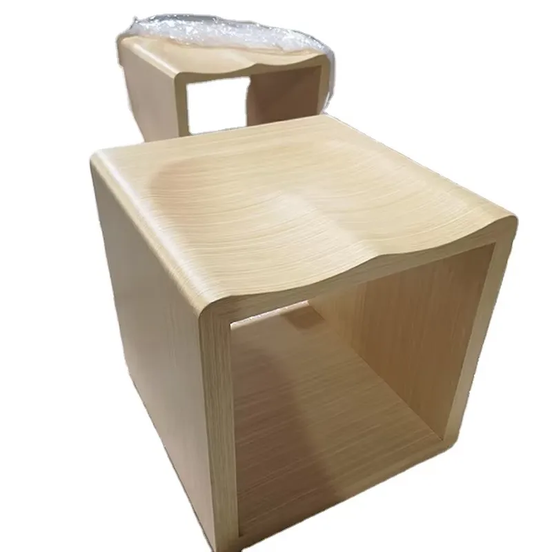 Home Decor Retail Stores - Kwadratowy drewniany stołek, ekologiczny, wykonany z