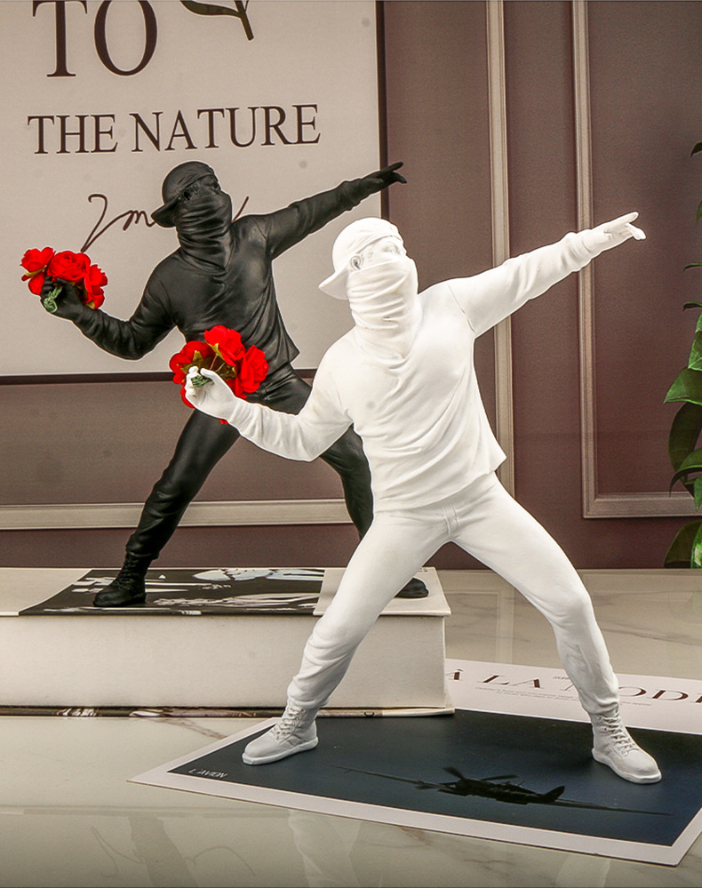 Banksy wciąż dekoracja kwiatow – Abstract Sculpture Resin recenzja i cena